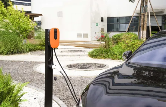 Station de recharge solaire EV avec nouveaux chargeurs 22kw pour véhicules électriques