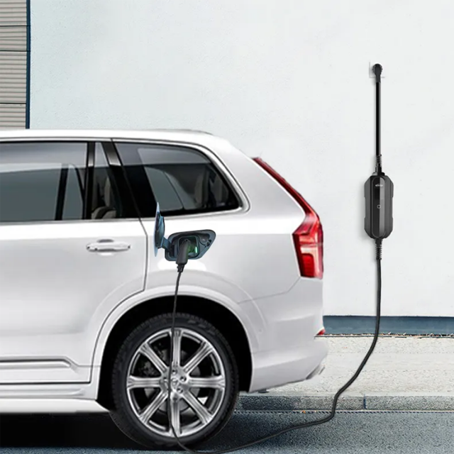 Chargeur portatif pour véhicules électriques