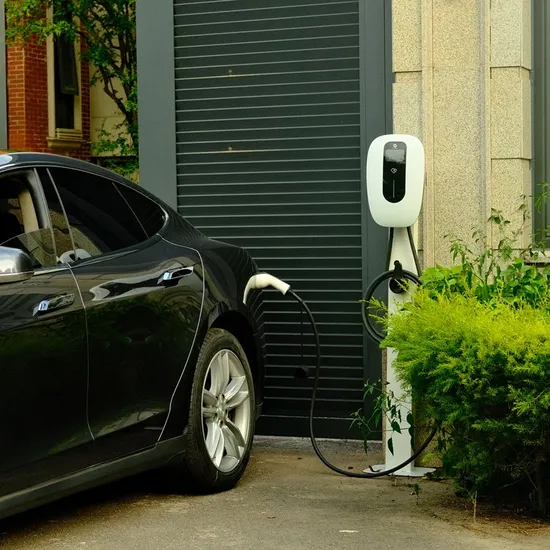 Chargeur triphasé 16A 32A Type 2 de Wallbox EV du mode 3, application Tuya prise en charge par norme CEI